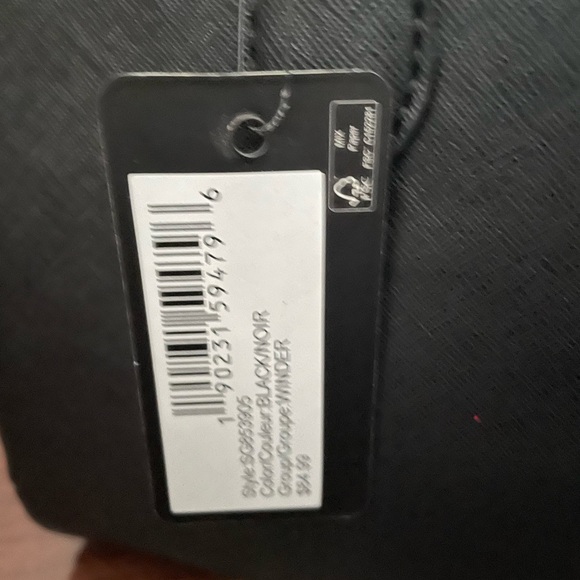 NWT Guess black purse - Picture 6 of 6